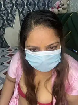 BarbieJasmine live cam on StripChat