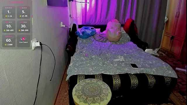 monica__elder live cam on StripChat