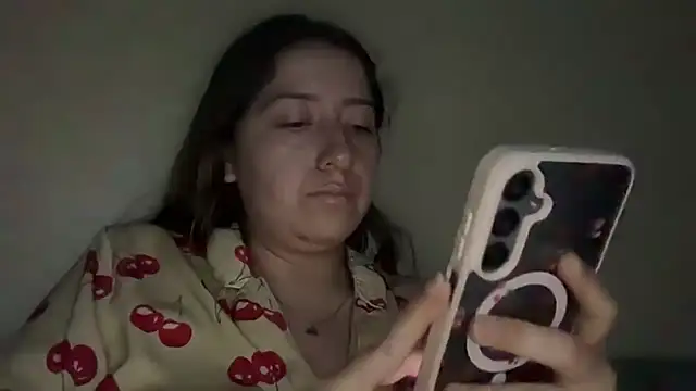 Sweetgirl0v01 live cam on StripChat