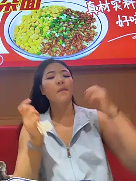xiaoxiaocheng678 live cam on StripChat