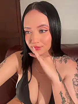 emily_acorn live cam on StripChat