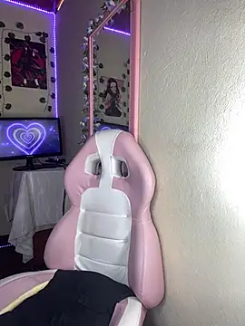 _KittyQueen12 webcam