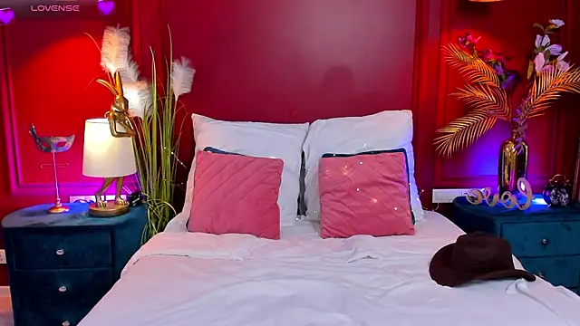 MiaMuse live cam on StripChat
