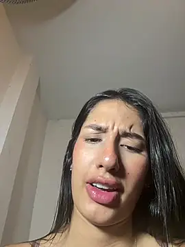 Julieta_Duque Live Webcam on Stripchat