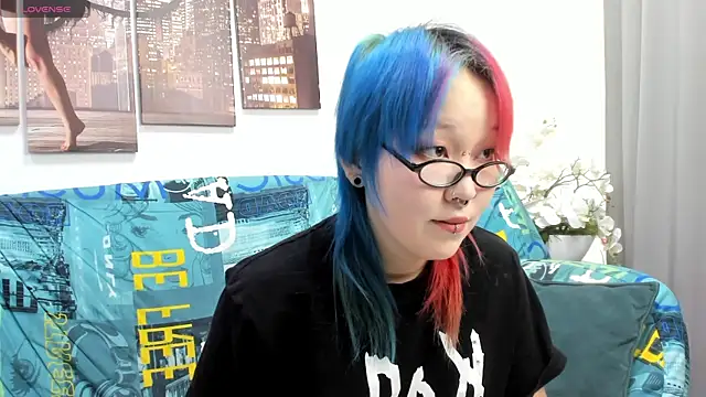 Cute__Kiko webcam