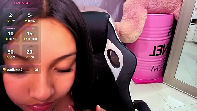 lia_harper_t webcam