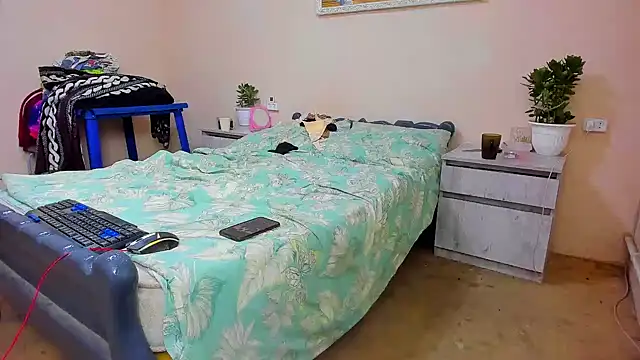 DUSSY_PUSSY webcam