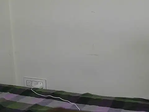 B-B-C-8 live cam on StripChat