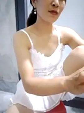 Thobaby112 live cam on StripChat