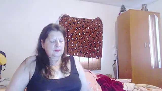 ExtasyMature webcam