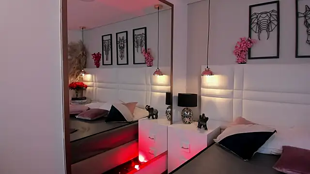 Chloe__fox_