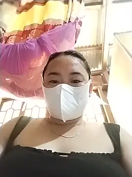 Lily_Trinh webcam