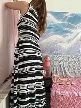 okgirl_23 (F milf) - 本周内完成免费私秀十分钟