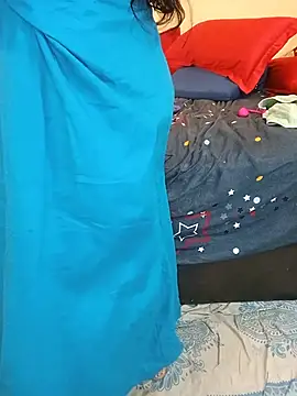 INDIANDESIMATURE live cam on StripChat