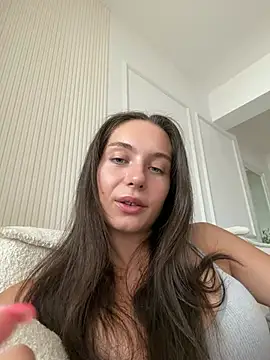 Ashley-Evans live sex cam