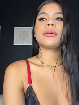 MiaSkylar