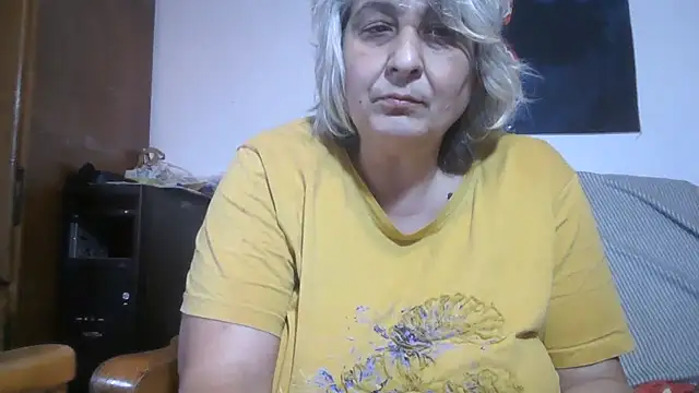 ExquisiteMature webcam