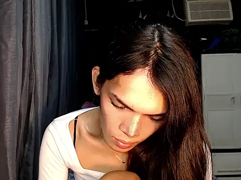 GORGEOUS_CARMEE webcam