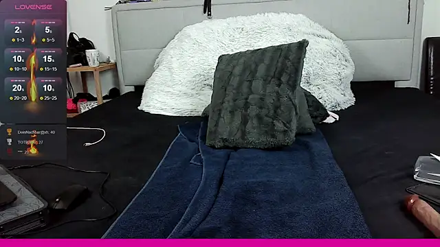 Hot_Milf_Denise webcam