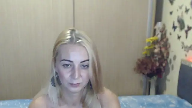 MirabelaSweet webcam