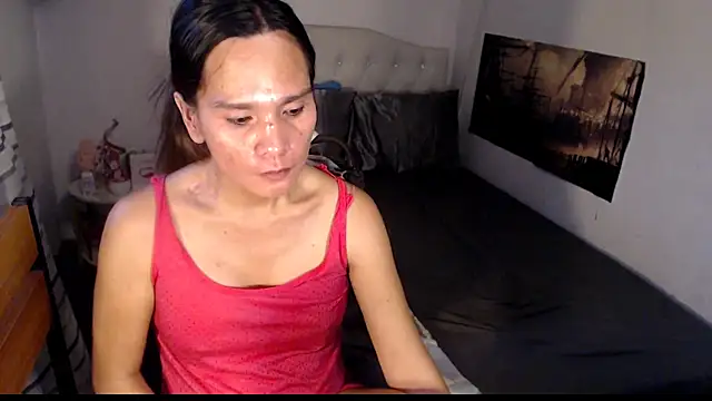 NinaDOM4CUM webcam