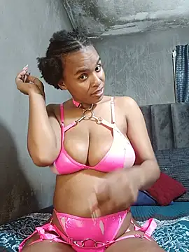 SexySlenderLexy live cam on StripChat