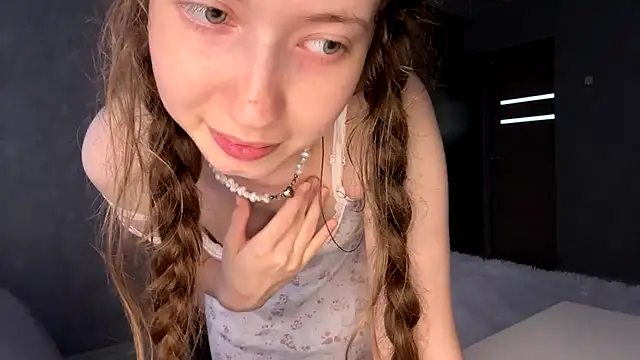 Emily_Mur_ webcam