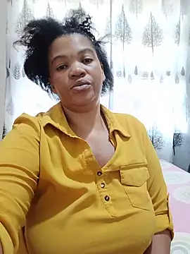 FreakyAngel3X live cam on StripChat