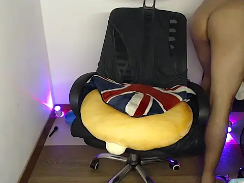 Hot_Muscle69 webcam