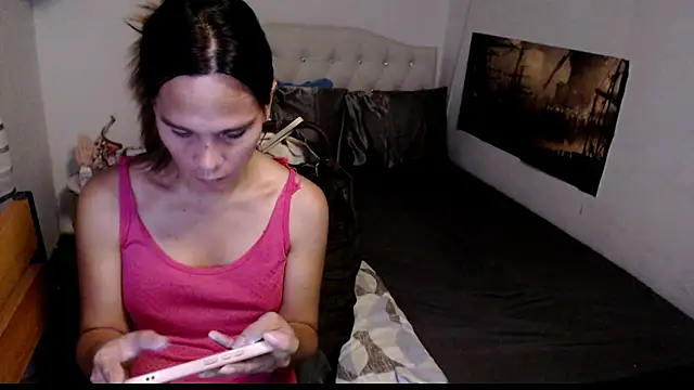 NinaDOM4CUM webcam