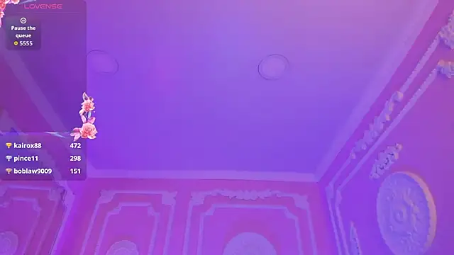 Kat_VonDe live cam on StripChat