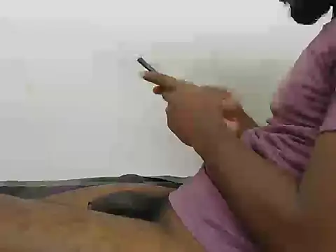 B-B-C-8 live cam on StripChat