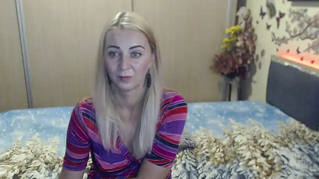 MirabelaSweet webcam