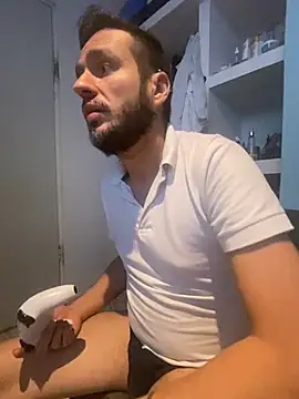 Alexitho25 live cam on StripChat