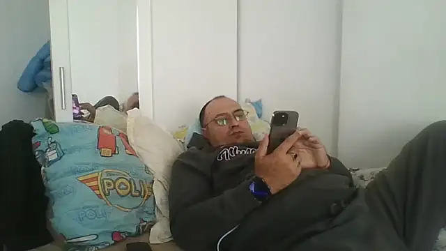 vitalik66679 live cam on StripChat