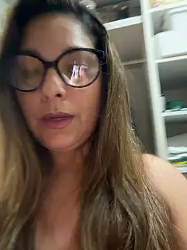 Mariiii_morena webcam
