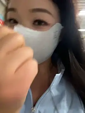 xiaoxiaocheng678 live cam on StripChat