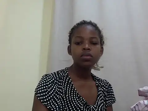 queen-sasha live cam on StripChat
