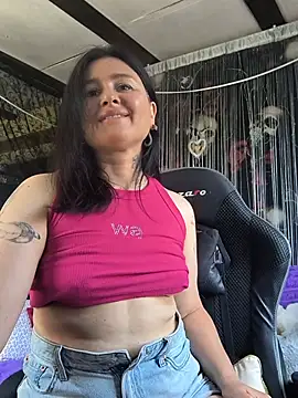 KikiXRed webcam
