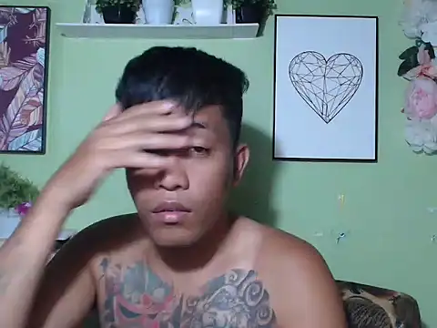 Thyler08 webcam