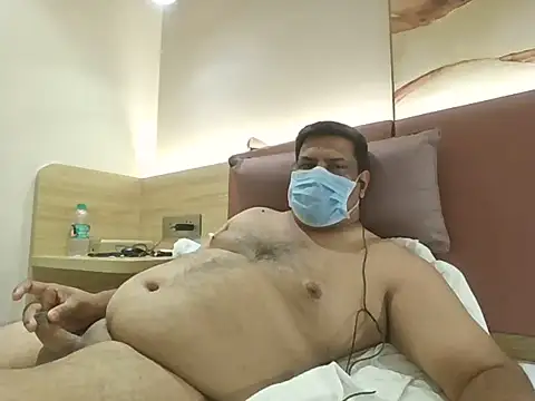ksmani19477 Live Web Cam Show
