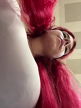 RiriRoseey live cam on StripChat