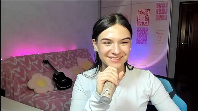 luna_lust_212 webcam