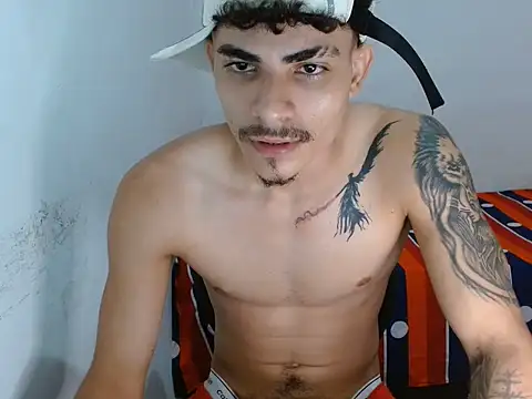 Arzu_08 webcam