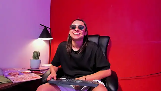 victoria_zaenzz webcam
