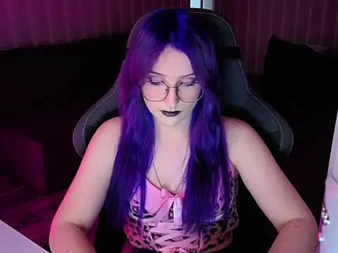 violet-siren-x live cam on StripChat