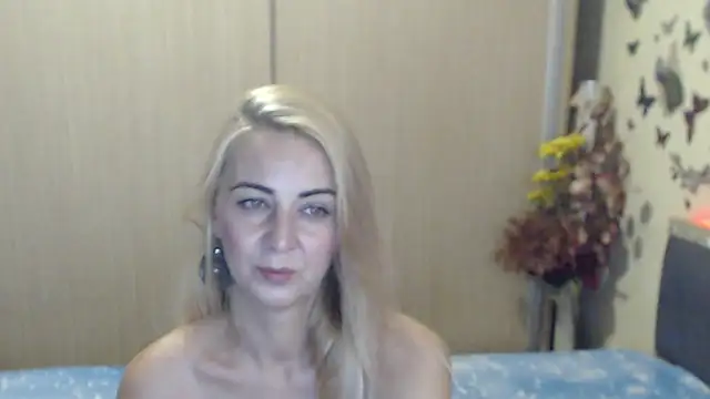 MirabelaSweet webcam