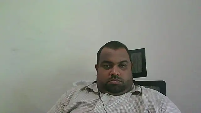 FatCockBoySL live cam on StripChat