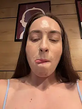 Holly_Play