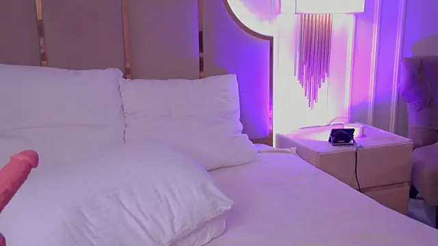 CindyMil webcam